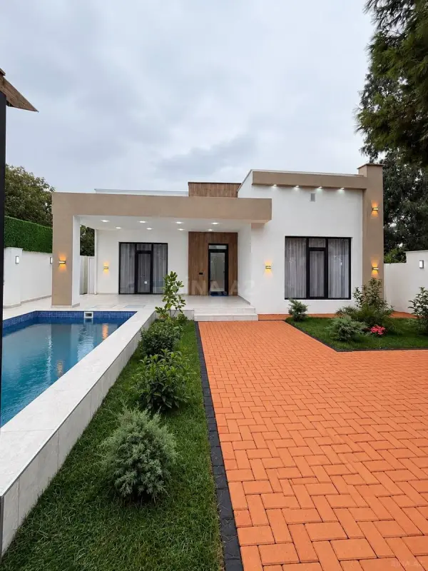 Satılır 4 otaqlı həyət evi 165 m²
