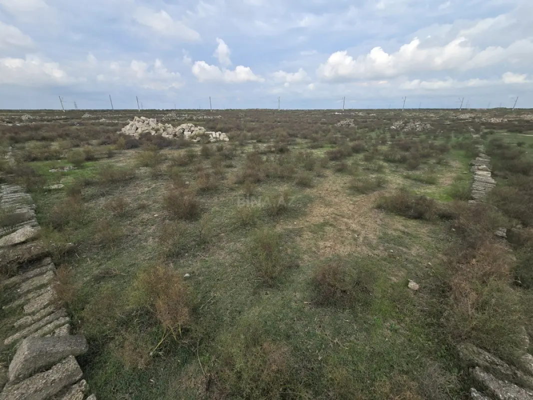 Satılır torpaq sahəsi 8 m²
