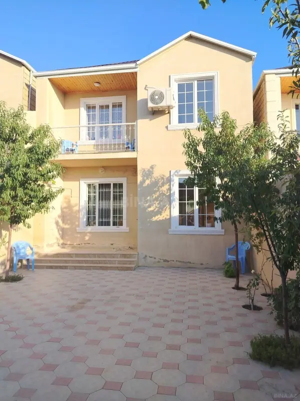 Satılır 4 otaqlı həyət evi 120 m²