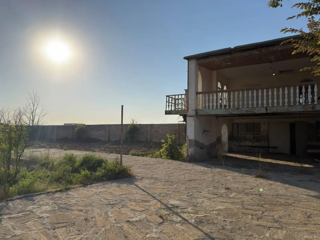 Satılır torpaq sahəsi 12 m²