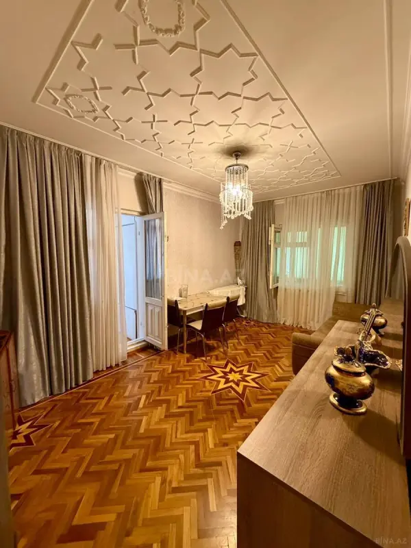 Satılır 2 otaqlı mənzil 60 m²