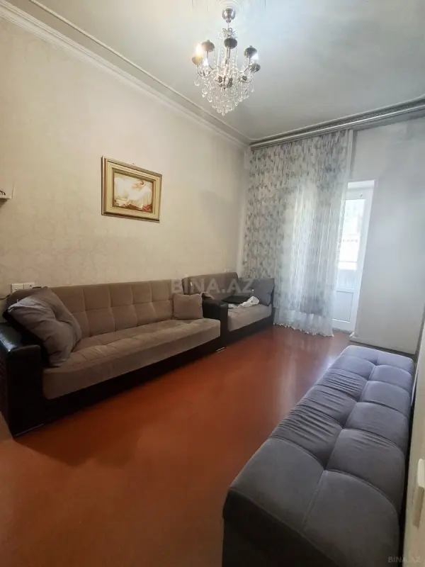 Satılır 3 otaqlı mənzil 45 m²