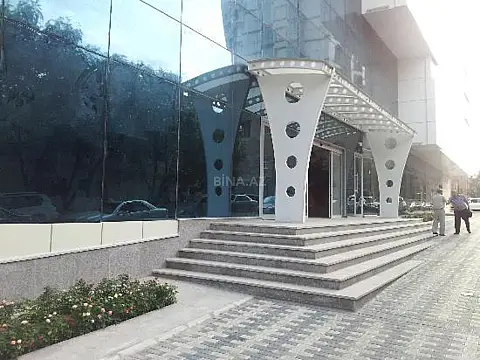 Kirayə verilir obyekt 1200 m² — Bakı 1200.00 m²