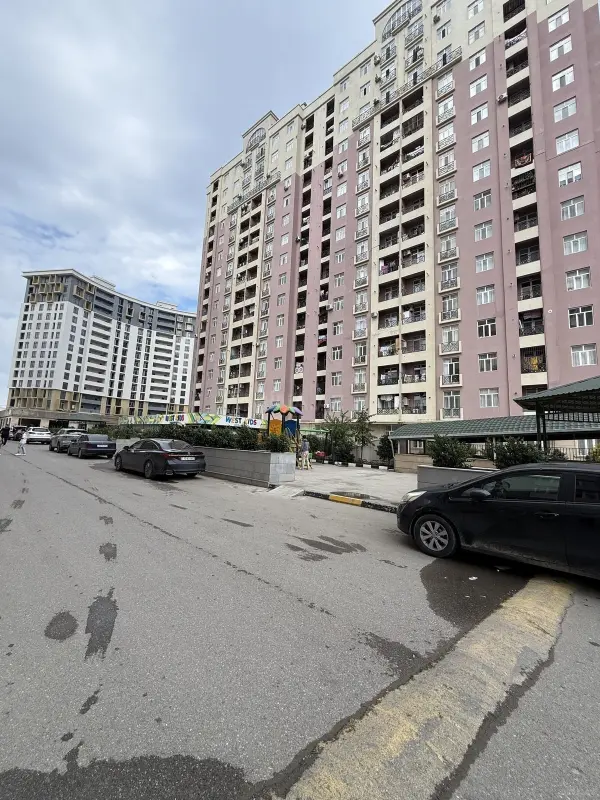 Satılır 2 otaqlı mənzil 50 m²