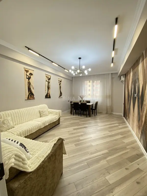 Satılır 2 otaqlı mənzil 73 m²
