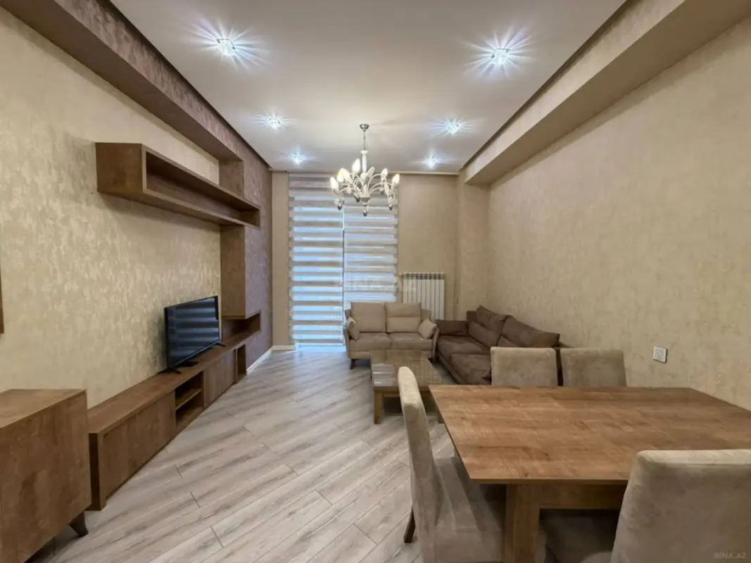 Satılır 3 otaqlı mənzil 120 m²