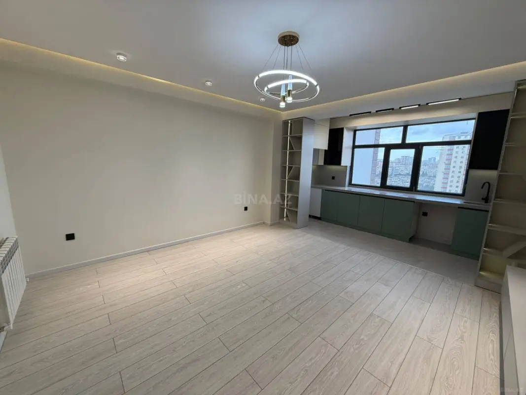 Satılır 3 otaqlı mənzil 82 m²
