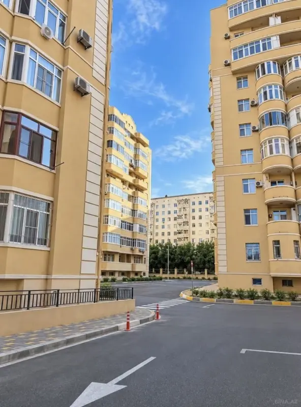Satılır 3 otaqlı mənzil 112 m²