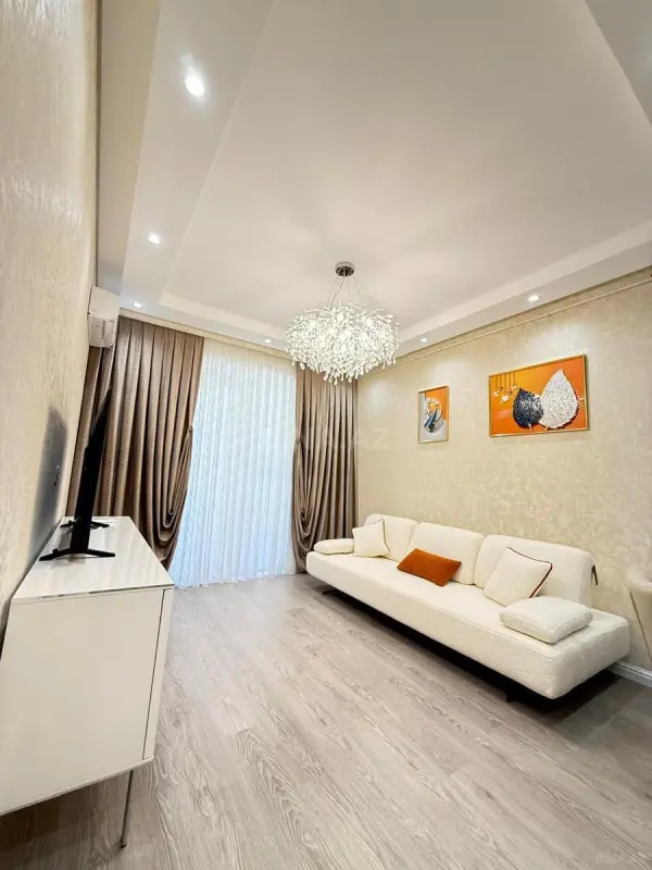 Satılır 3 otaqlı mənzil 79 m²