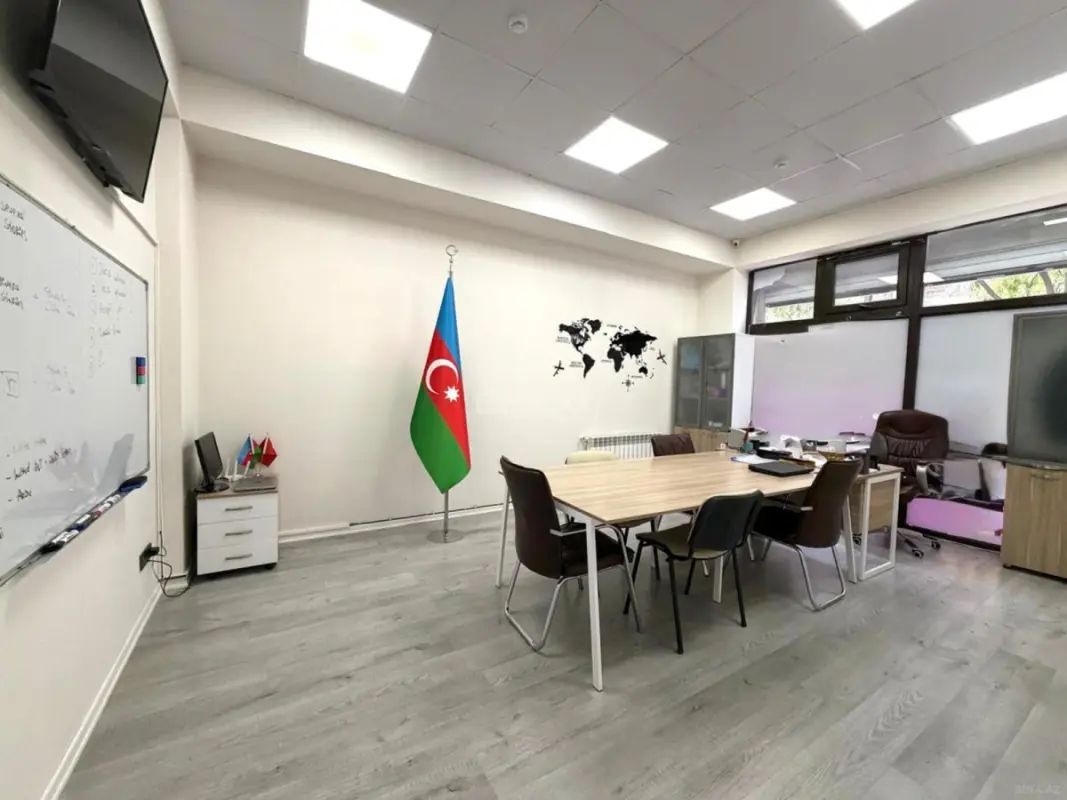 Kirayə verilir 5 otaqlı ofis 260 m²