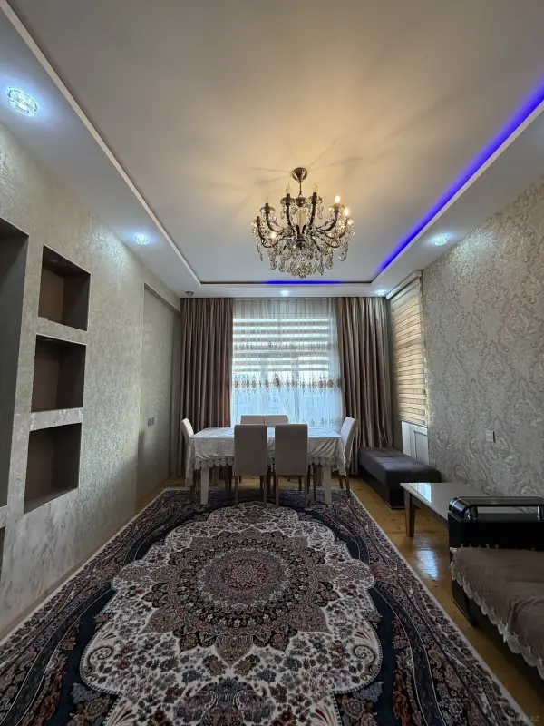 Satılır 3 otaqlı mənzil 107 m²