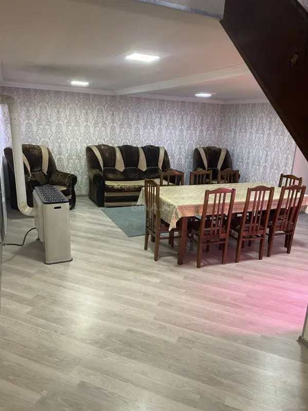 Satılır 5 otaqlı həyət evi 123 m²
