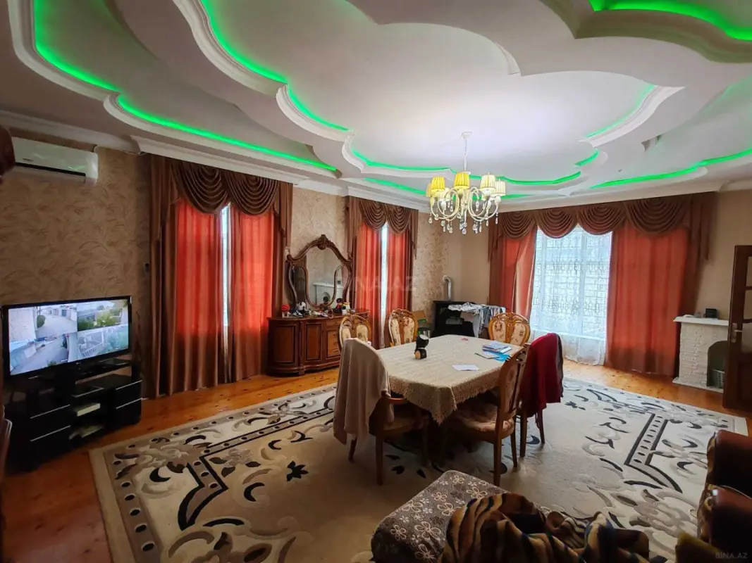 Satılır 4 otaqlı həyət evi 190 m²