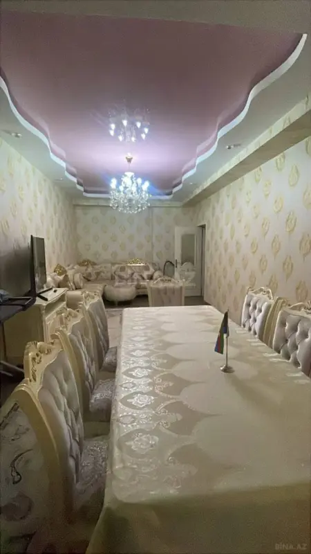 Kirayə verilir 2 otaqlı mənzil 75 m²