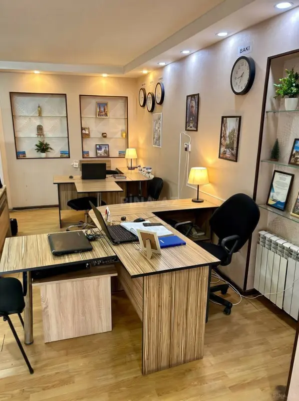 Kirayə verilir 4 otaqlı ofis 60 m²