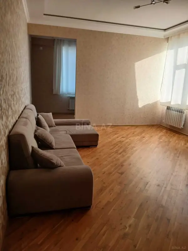 Satılır 2 otaqlı mənzil 80 m²