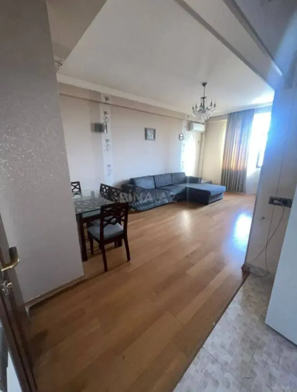 Satılır 2 otaqlı mənzil 58 m²