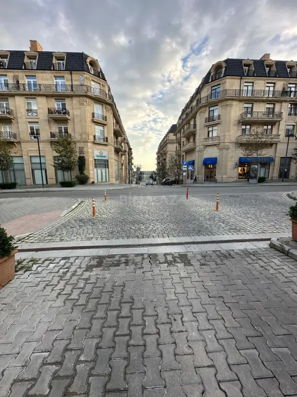 Kirayə verilir 3 otaqlı mənzil 110 m²