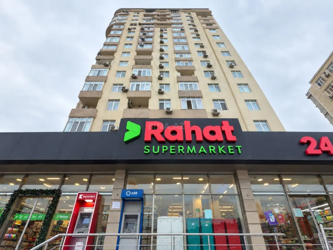 Satılır 3 otaqlı mənzil 132 m²