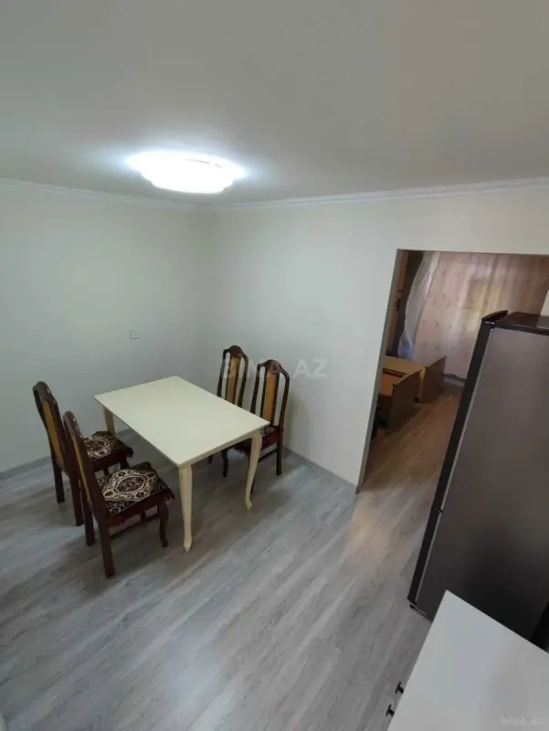 Kirayə verilir 2 otaqlı mənzil 40 m²