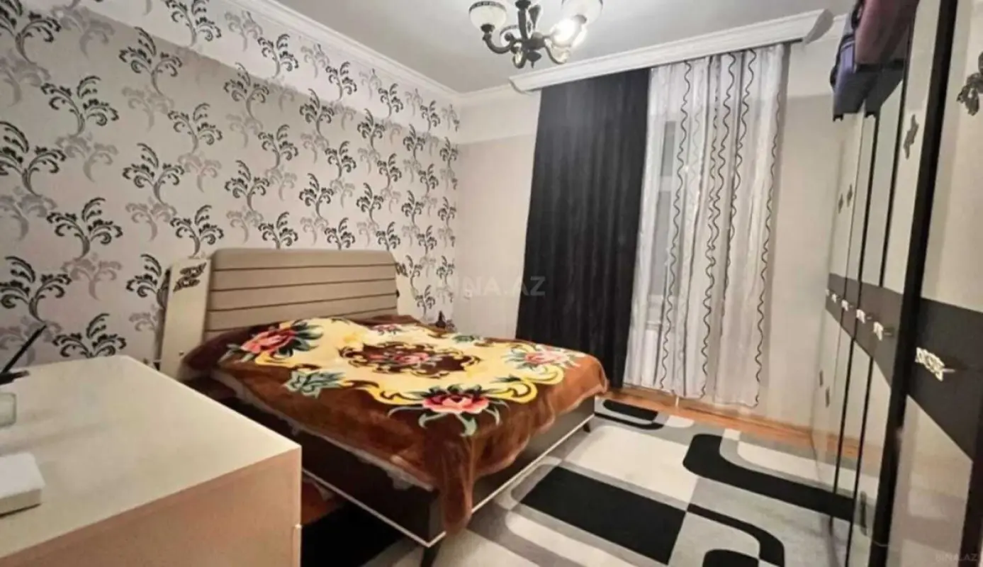Kirayə verilir 2 otaqlı mənzil 96 m²