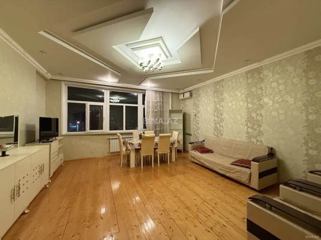 Satılır 2 otaqlı mənzil 95 m²