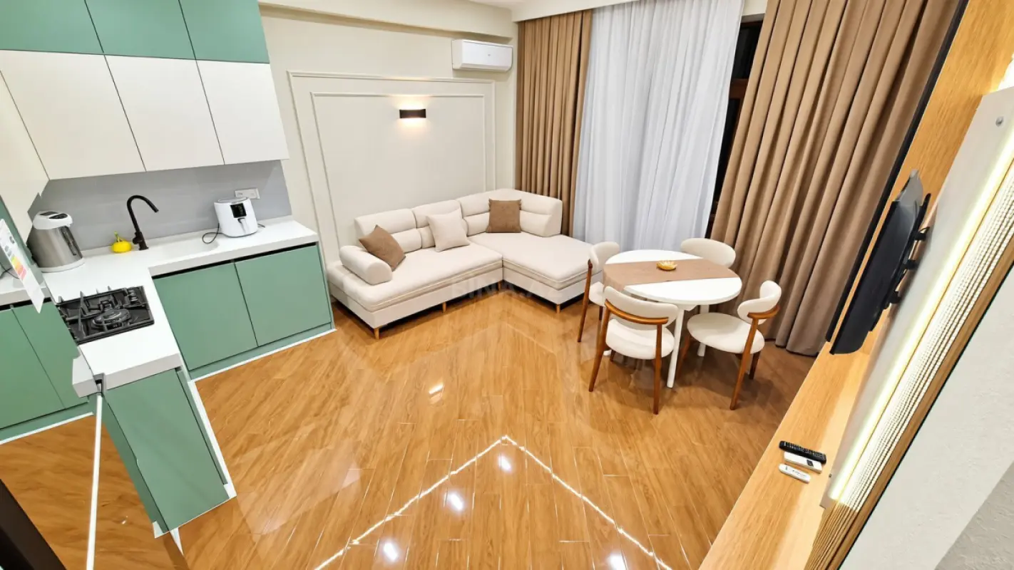Kirayə verilir 2 otaqlı mənzil 65 m²