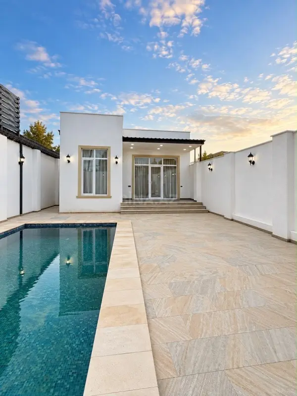Satılır 4 otaqlı həyət evi 140 m²