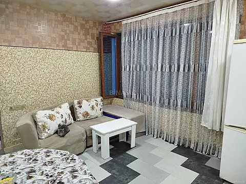 Kirayə verilir 2 otaqlı həyət evi 70 m² — Xırdalan 2 otaq 70.00 m²