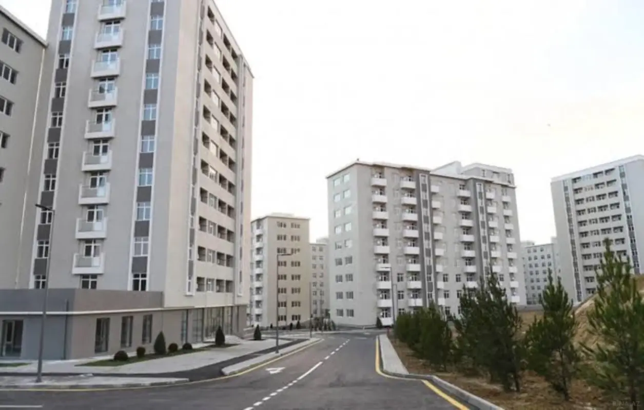 Satılır 2 otaqlı mənzil 58 m²