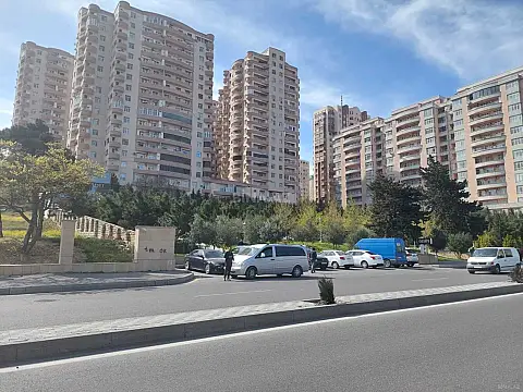 Satılır 2 otaqlı mənzil 75 m² — Bakı 2 otaq 75.00 m²