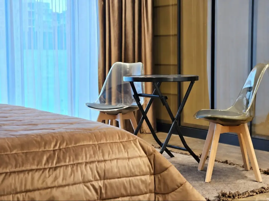 Kirayə verilir 3 otaqlı mənzil 140 m²