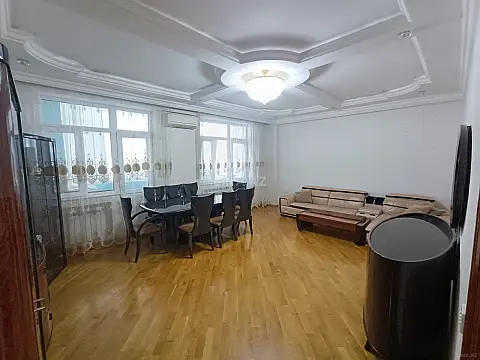 Satılır 4 otaqlı mənzil 170 m² — Bakı, Həzi Aslanov qəs. 4 otaq 170.00 m²