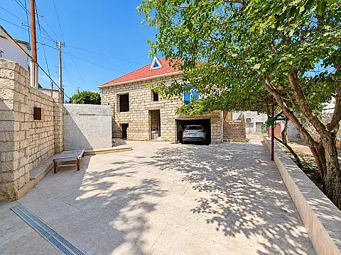 Satılır 5 otaqlı həyət evi 160 m² — Bakı, Lökbatan 5 otaq 160.00 m²