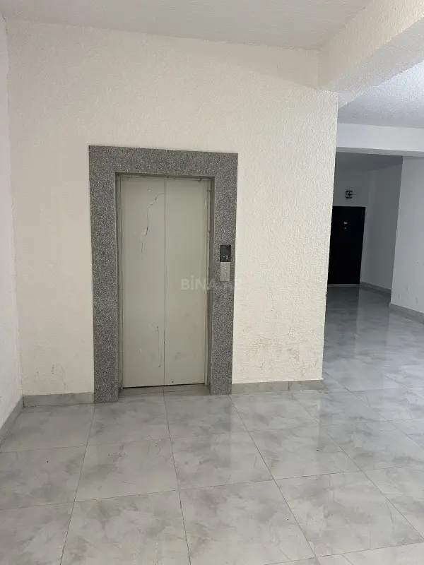 Satılır 3 otaqlı mənzil 75.3 m²