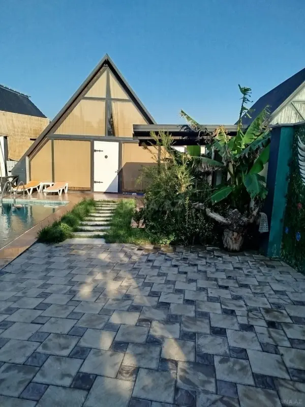 Satılır 4 otaqlı həyət evi 100 m²