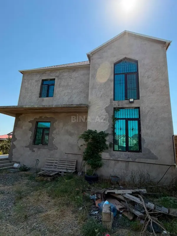 Satılır 5 otaqlı həyət evi 130 m²