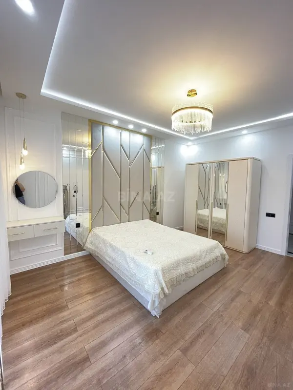 Kirayə verilir 3 otaqlı mənzil 148 m²