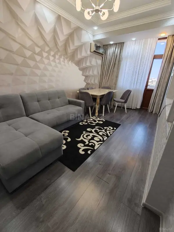 Kirayə verilir 2 otaqlı mənzil 50 m²