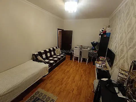 Satılır 4 otaqlı mənzil 100 m² — Bakı, Həzi Aslanov qəs. 4 otaq 100.00 m²