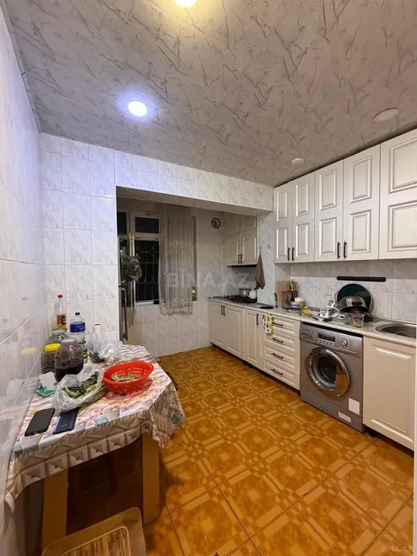 Satılır 4 otaqlı mənzil 115 m²