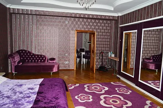 Kirayə verilir 4 otaqlı mənzil 160 m² — Bakı, İnşaatçılar 4 otaq 160.00 m²
