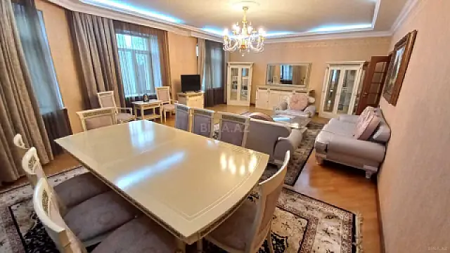 Kirayə verilir 3 otaqlı mənzil 80 m² — Bakı, Sahil qəs. 3 otaq 80.00 m²