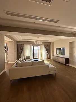 Kirayə verilir 4 otaqlı mənzil 260 m² — Bakı, Nərimanov 4 otaq 260.00 m²