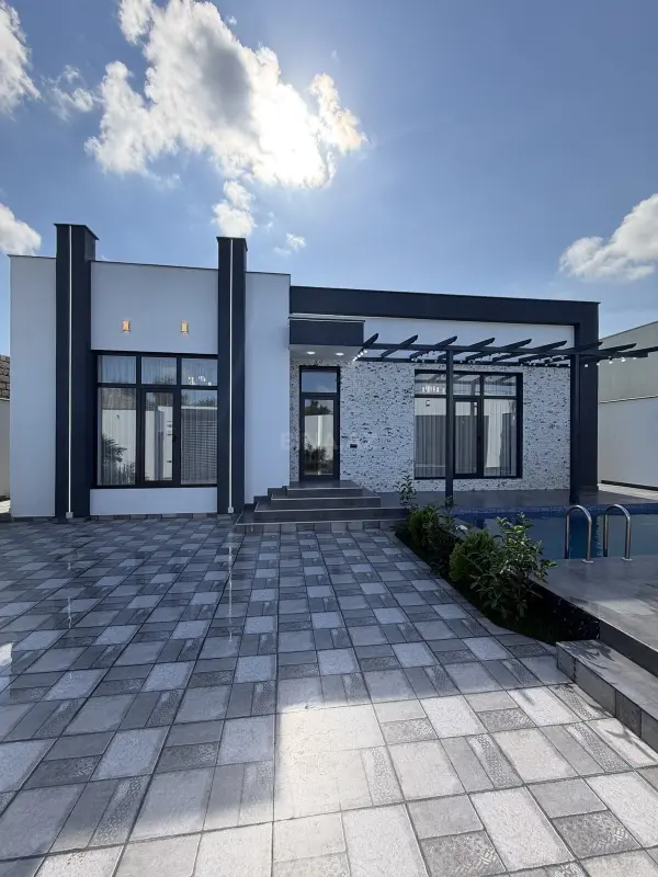 Satılır 4 otaqlı həyət evi 160 m²