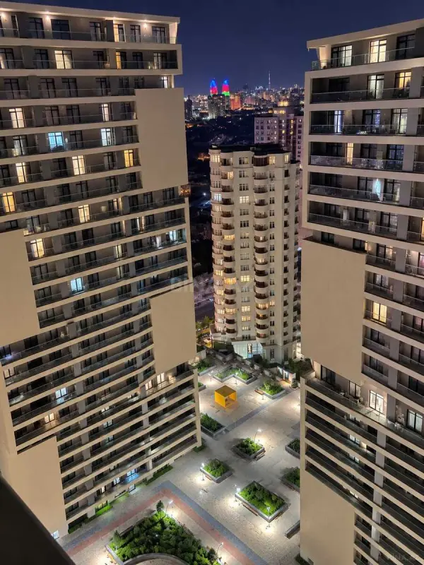 Kirayə verilir 2 otaqlı mənzil 66 m²
