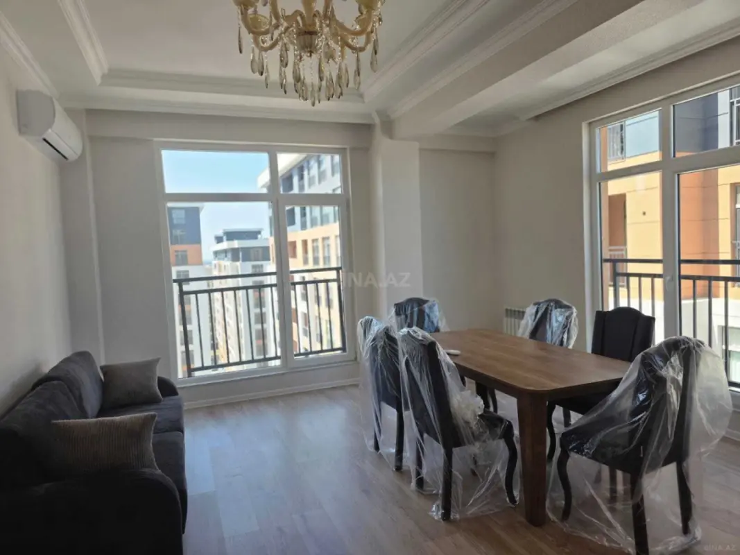 Kirayə verilir 2 otaqlı mənzil 67 m²