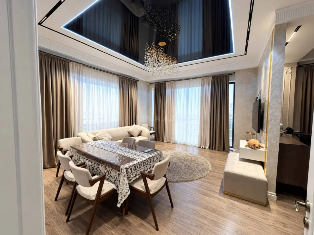 Kirayə verilir 3 otaqlı mənzil 104 m²