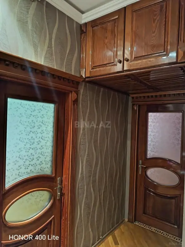 Satılır 3 otaqlı mənzil 124.1 m²