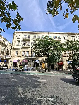 Kirayə verilir 3 otaqlı mənzil 70 m² — Bakı, Sahil qəs. 3 otaq 70.00 m²